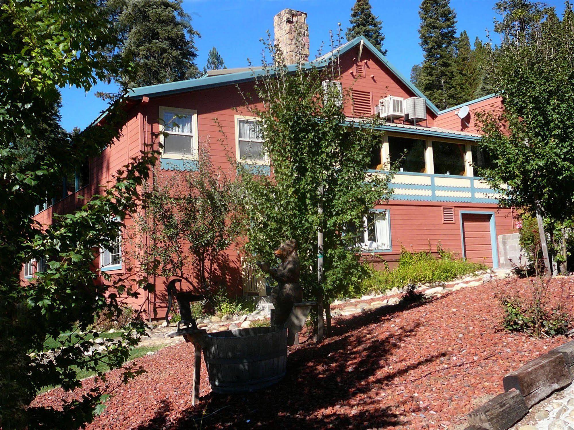 Gasthof Strawberry Inn 2*